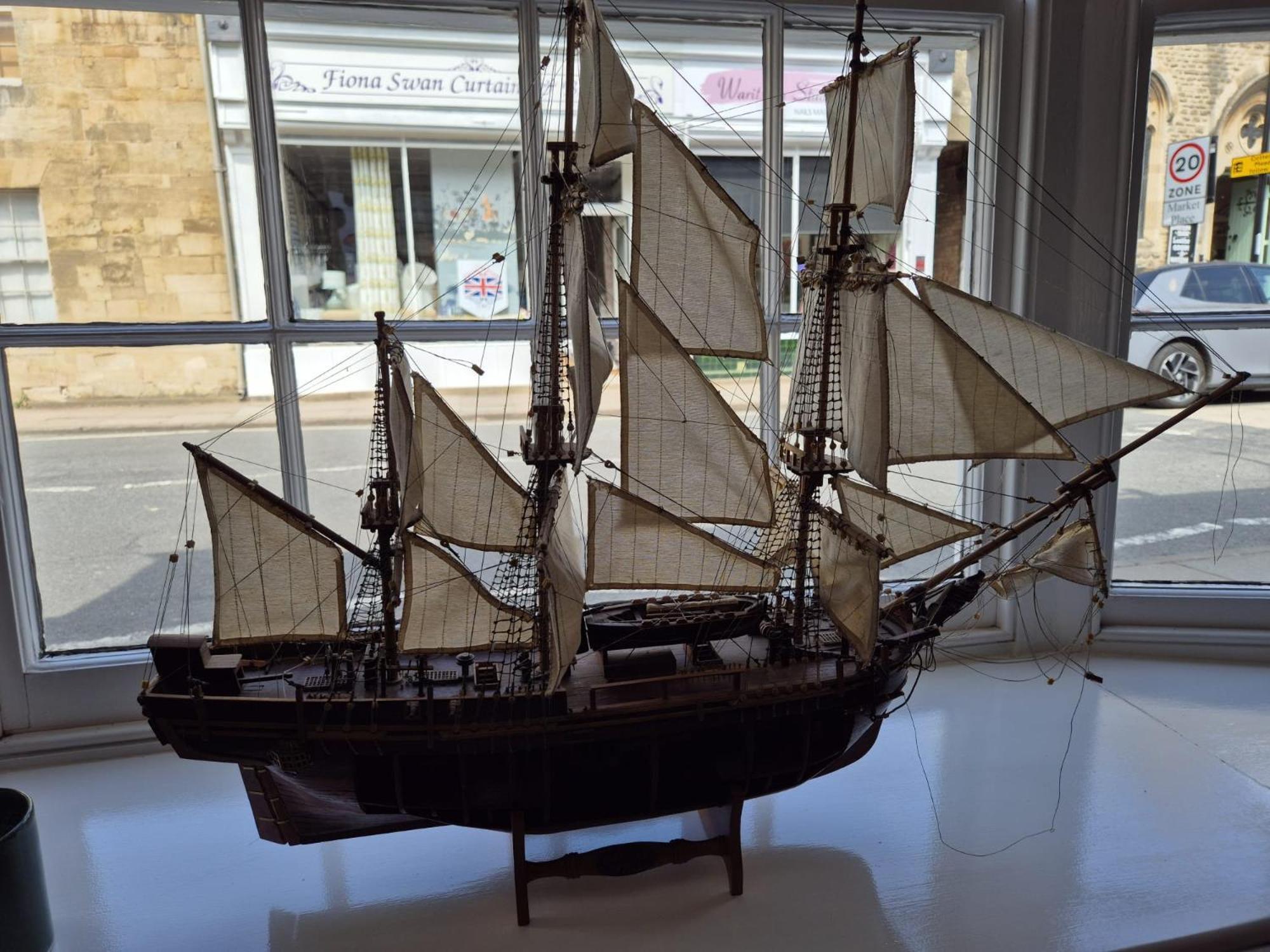 The Ship Inn เอาน์เดิล ภายนอก รูปภาพ